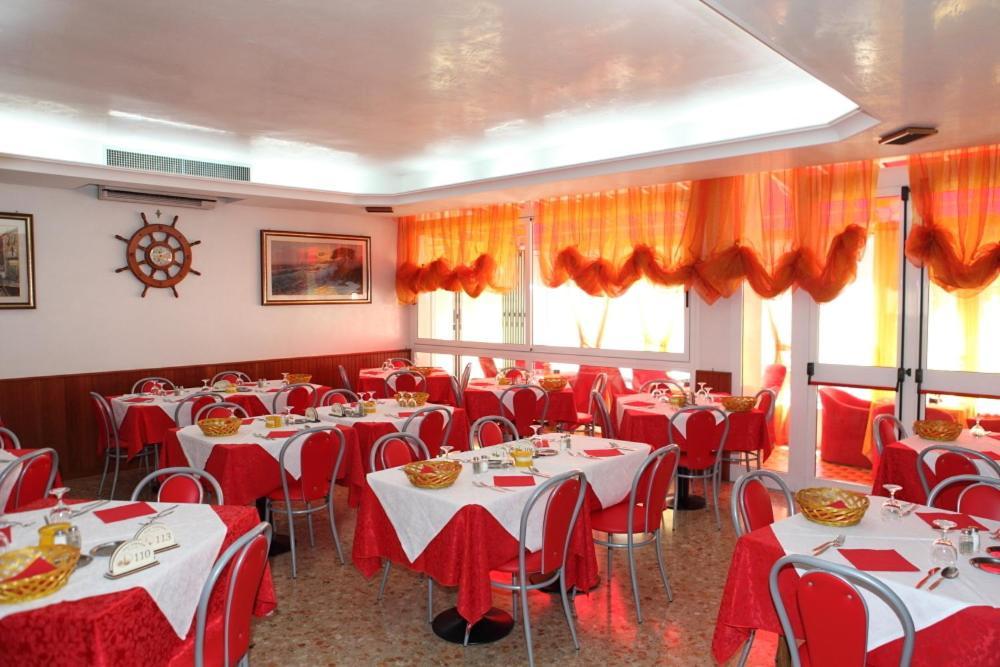 Hotel Fortuna Caorle Exterior photo